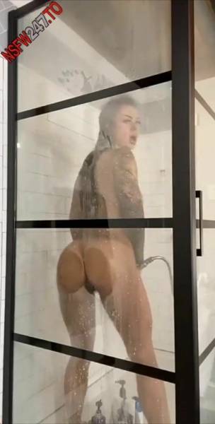 Dakota James Spy on me in the shower! snapchat premium 2020/11/13 porn videos on girlsfans.net