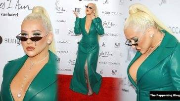 Christina Aguilera Flaunts Her Sexy Breasts at The Daily Front Row 19s 6th Annual Fashion Los Angeles Awards - Los Angeles on girlsfans.net