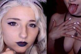 AftynRose ASMR Devil And Angel Roleplay Game Patreon Video on girlsfans.net