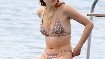 Phoebe Dynevor Looks Sensational Wearing a Tiny Bikini on the Beach in Barbados - Barbados on girlsfans.net