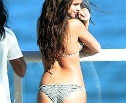 Top 45 Selena Gomez Miami Bikini Pics on girlsfans.net
