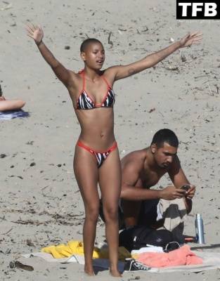 Willow Smith Makes a New Friend While Tanning Solo in Malibu on girlsfans.net