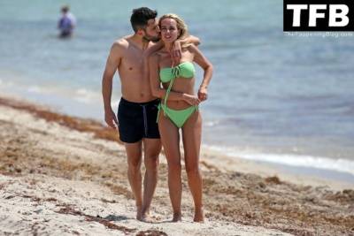 Romarey Ventura & Jordi Alba Spend Some Time at the Beach in Miami on girlsfans.net