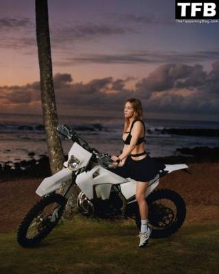 Sydney Sweeney Wows in Hawaii For Jacquemus Shoot on girlsfans.net