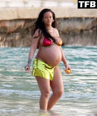 Rihanna Enjoys a Day on the Beach in Barbados (48 New Photos) - Barbados on girlsfans.net