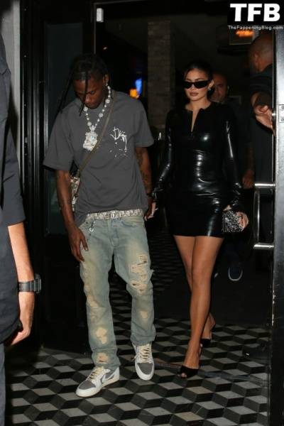 Kylie Jenner & Travis Scott Dine Out with James Harden at Celeb Hotspot Crag 19s in WeHo on girlsfans.net