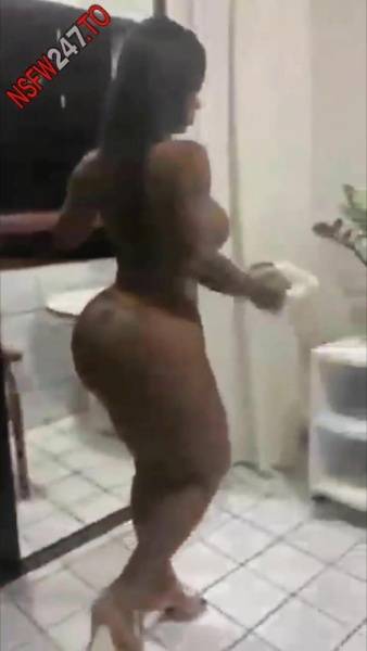 Valentina Ferraz cleaning naked porn videos on girlsfans.net