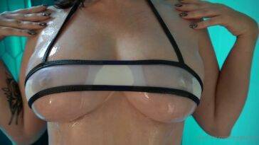 Meg Turney Nude Oil Shower Onlyfans Video Leaked on girlsfans.net