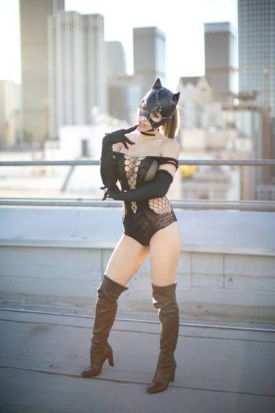 Liz Katz Nude Catwoman Bondage Cosplay Onlyfans Set Leaked on girlsfans.net