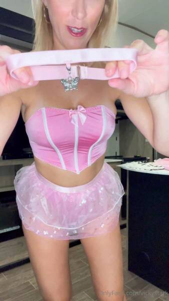 Vicky Stark Nude Pink Costumes Try On Onlyfans Video Leaked on girlsfans.net