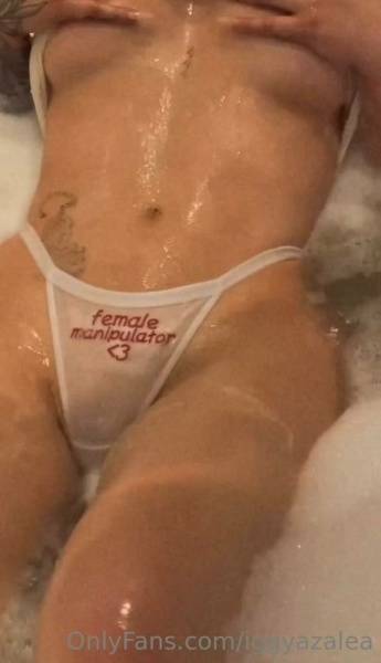 Iggy Azalea Nude Pussy Nipple Flash  Video  - Usa - Australia on girlsfans.net