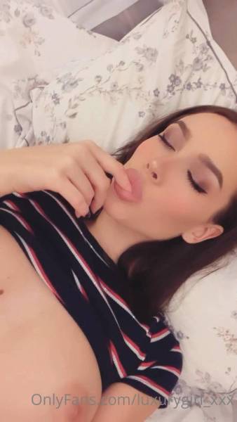 Luxury Girl Nude Masturbation Selfie OnlyFans Video Leaked - Russia on girlsfans.net