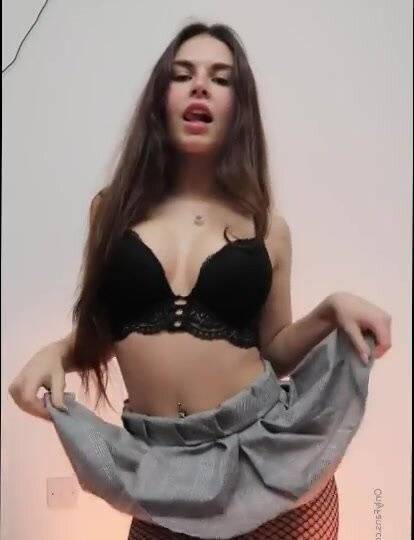 Lauren Alexis Sexy Fishnets Striptease Reddit Youtuber Video on girlsfans.net