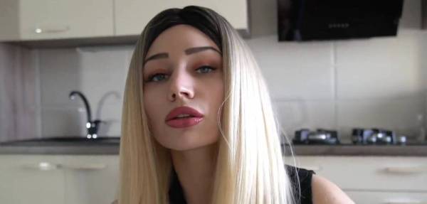 Cosplay Leaked Porn Blonde Casting Video (at kitchen) on girlsfans.net