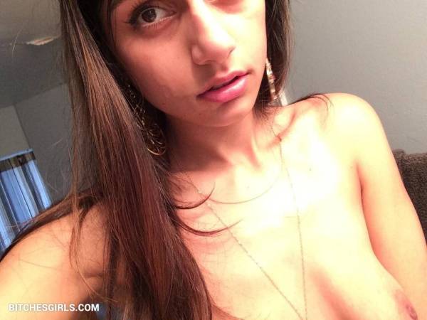 Mia Khalifa Nude Celeb - Mia Twitch Leaked Naked Pics on girlsfans.net